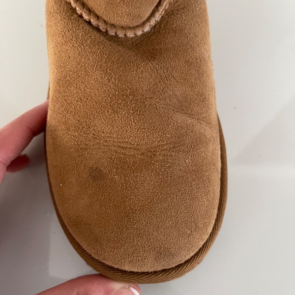 UGGs, UGG boots size 5 brand new without box! - Picture 6 of 6